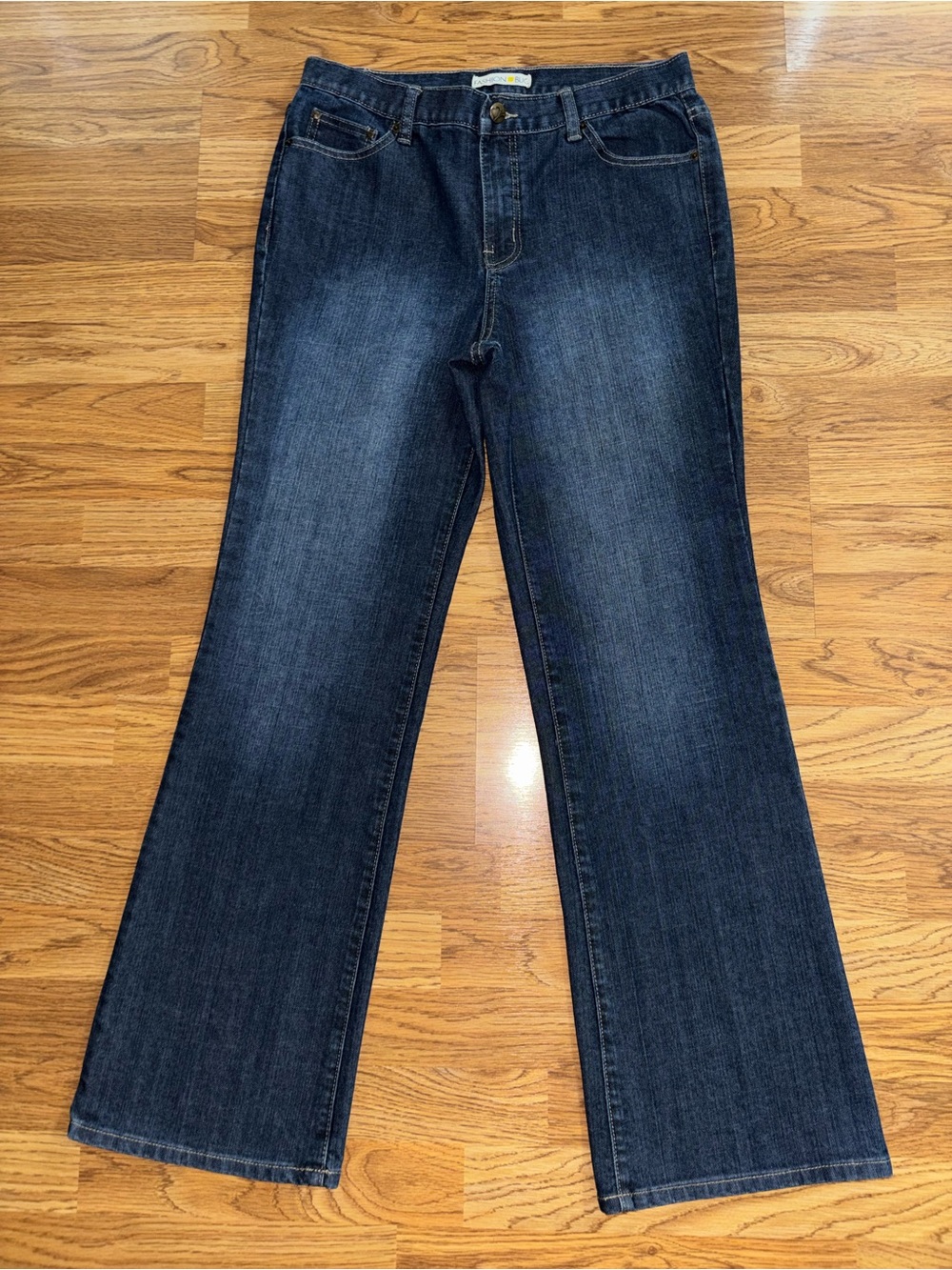 Fashion Bug Jeans Dark Wash Bootcut Women’s Plus Size 16W Mid Rise Stretch